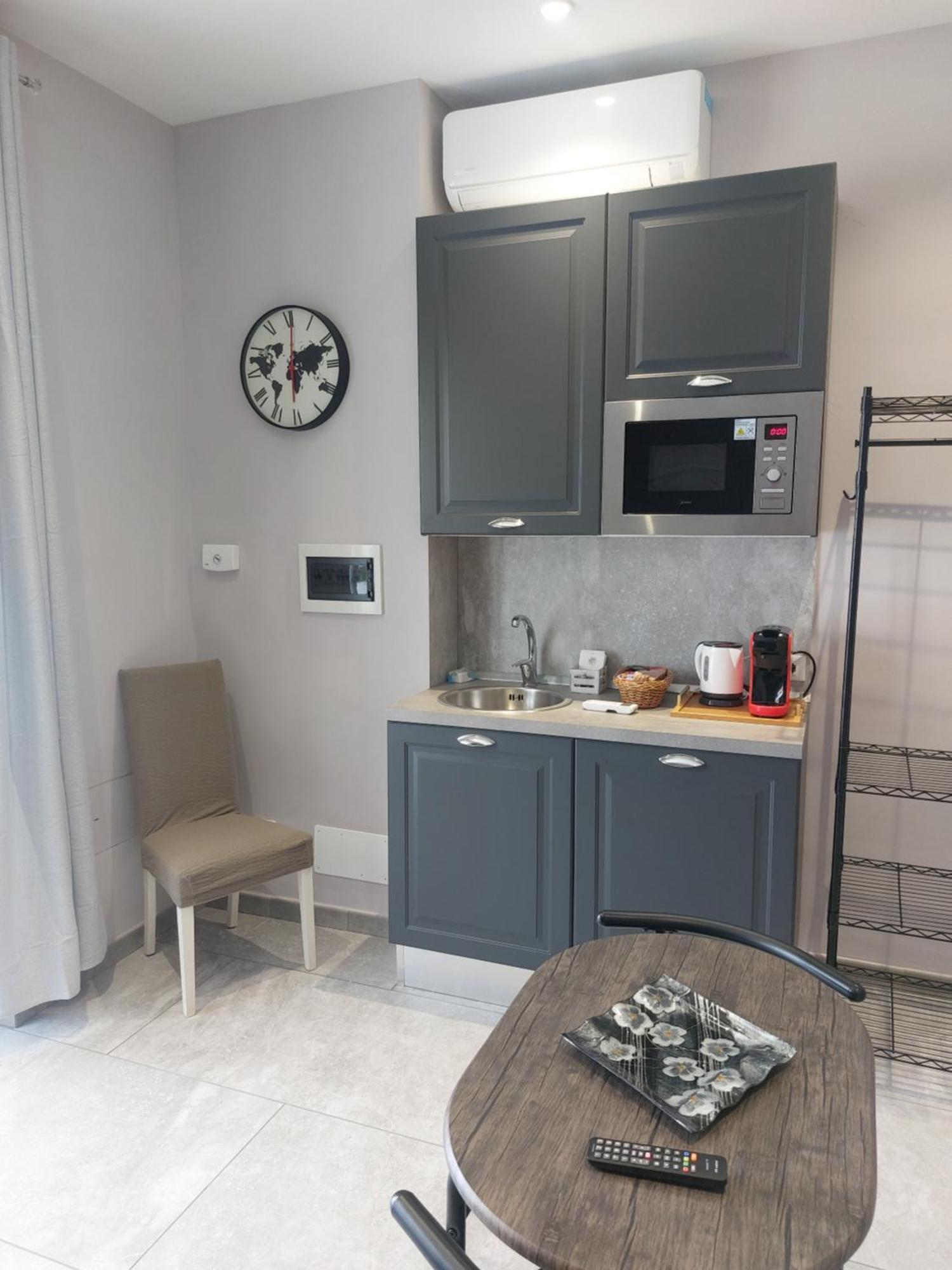 Fede's Airport Apartment *